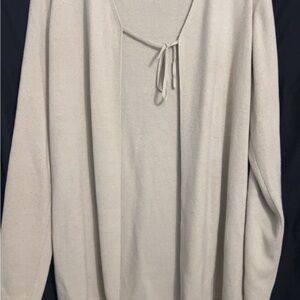 Women’s Cream Cardigan Size  Large